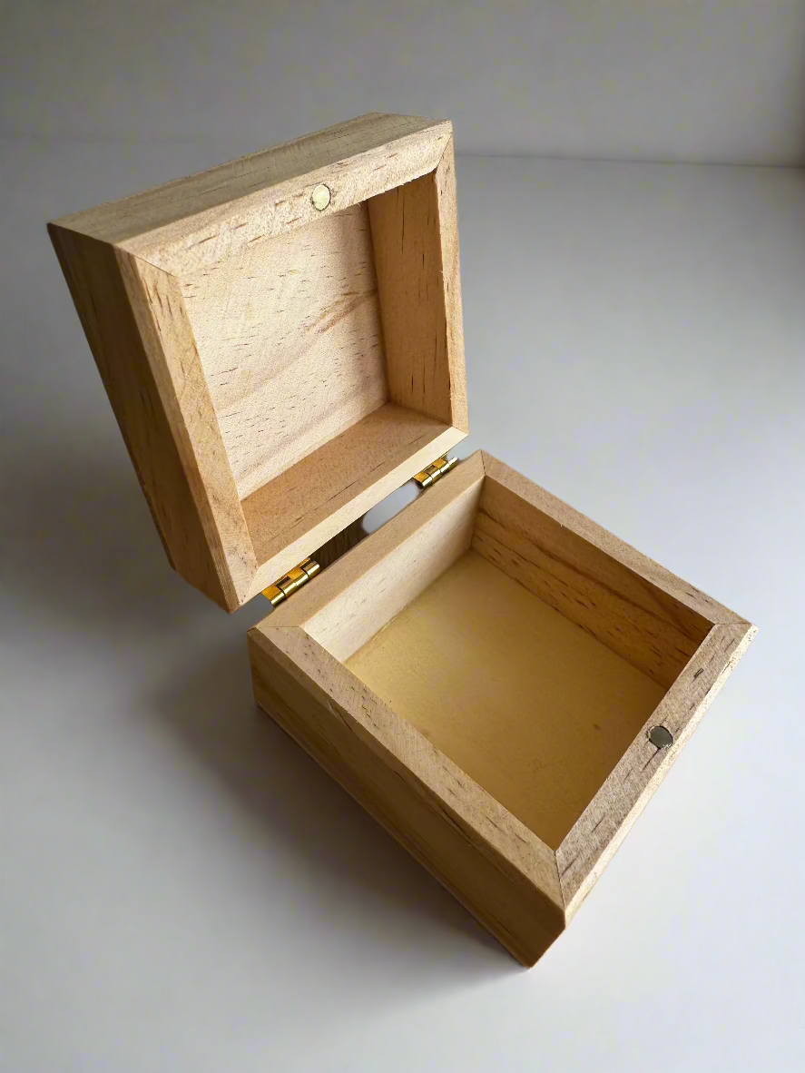 wooden keepsake box, open view